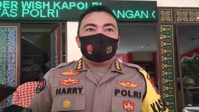 polda kepri tangkap 2 pria pemilik 2 103 gram sabu 31354