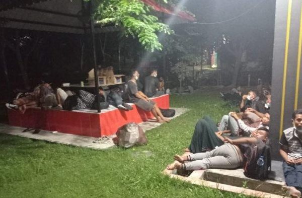 polda kepri tangkap 2 tersangka pelaku pengiriman 30 pekerja migran ilegal 28774