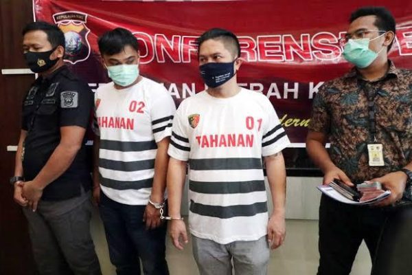 polda kepri tangkap dua tersangka kasus tindak pidana perdagangan orang 34924