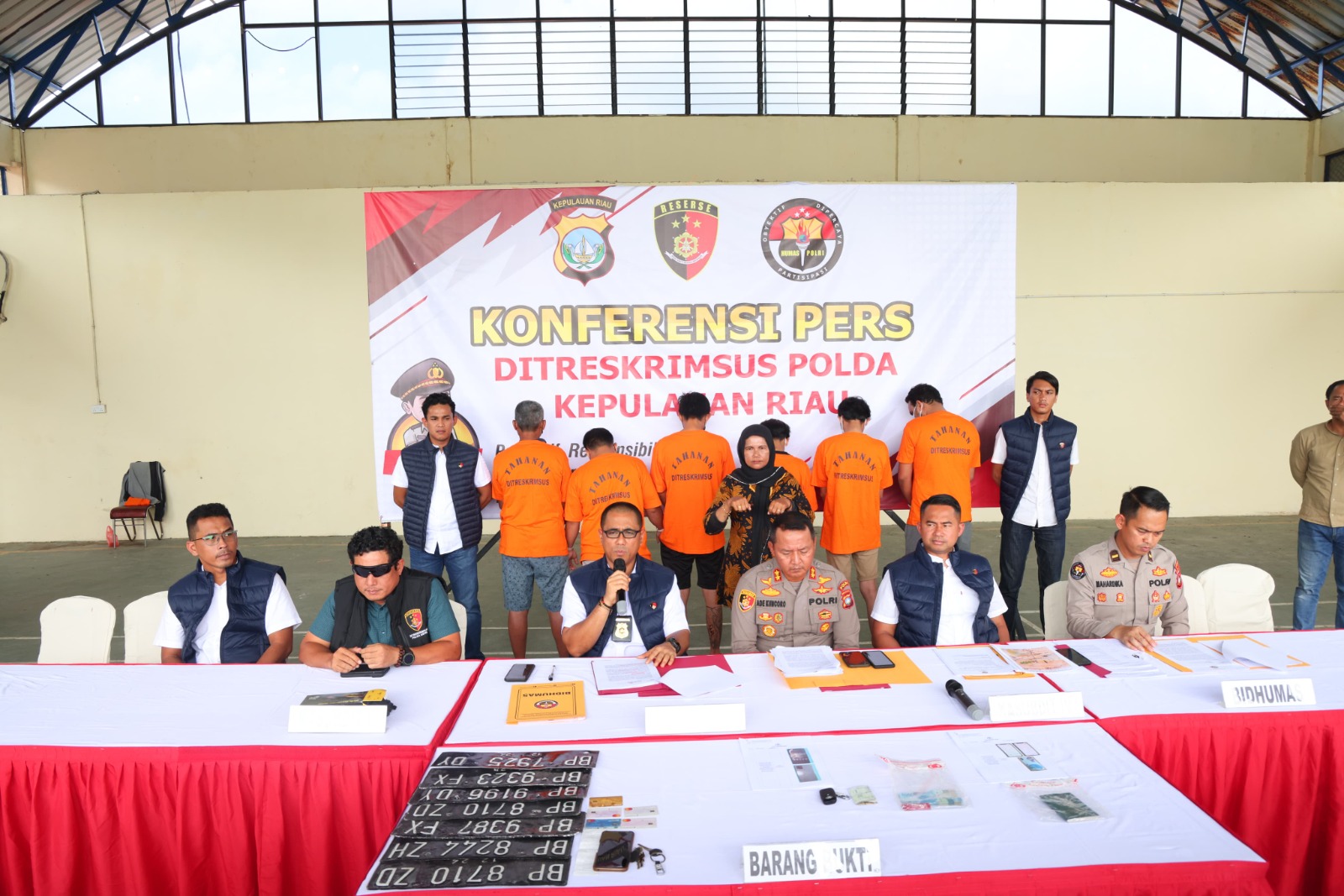 polda kepri tangkap wna bangladesh pelaku penyebaran video asusila 69832