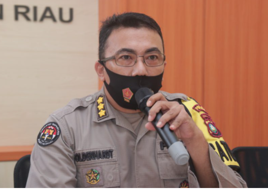 polda kepri tinjau posko ppkm kampung tangguh di batam 36749