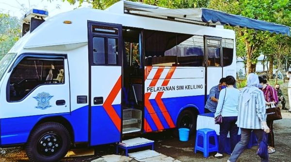 polda metro buka layanan sim keliling dan gerai sim di jakarta senin 8 maret 2021 19853