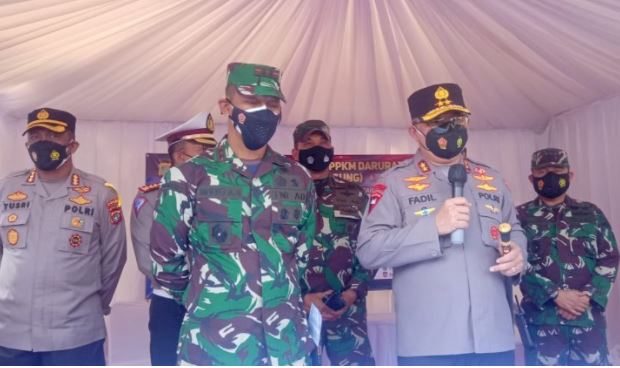 polda metro jaya akan seleksi ketat kendaraan di pos penyekatan selama ppkm darurat 29200