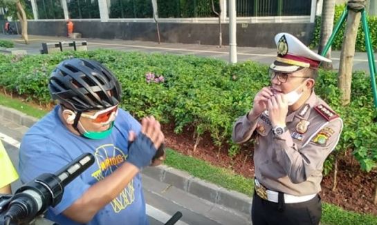 polda metro jaya akan tindak pesepeda yang keluar dari jalur khusus sepeda 20160