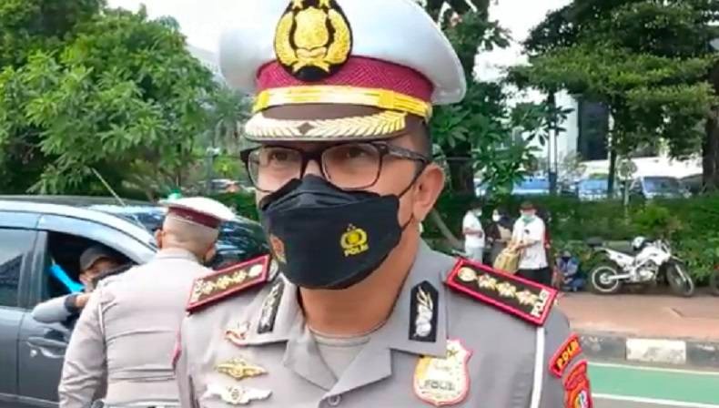 polda metro jaya berlakukan aturan ganjil genap kecuali tenaga kesehatan 17887