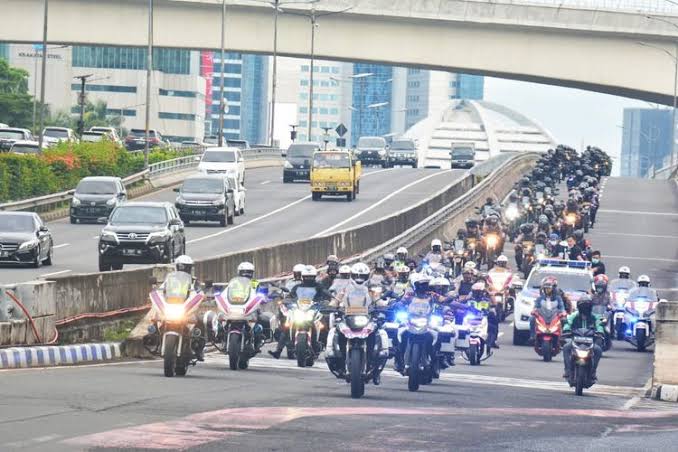 polda metro jaya dan kodam jaya gelar patroli berskala besar 11764