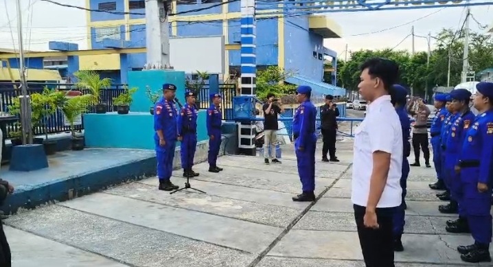 polda metro jaya ikut patroli pembongkaran pagar laut di teluk jakarta 83455