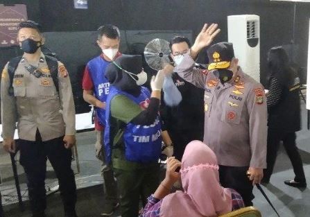 polda metro jaya imbau masyarakat tingkatkan kewaspadaan antisipasi varian omicron 22603