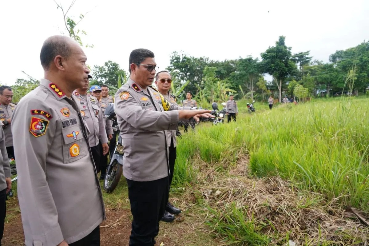 polda metro jaya manfaatkan lahan tidur dukung program ketahanan pangan nasional 80864