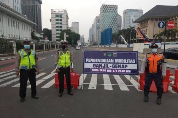 polda metro jaya masih berlakukan ganjil genap di 13 kawasan 17836