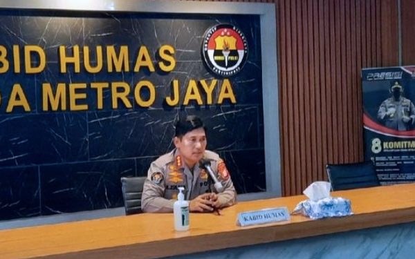 polda metro jaya tetapkan eks gubernur bengkulu jadi tersangka terkait kasus penipuan cek kosong 17558