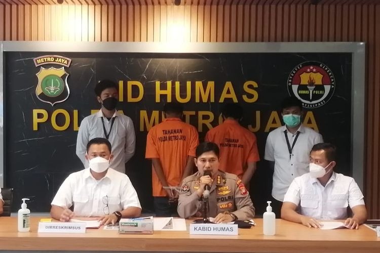 polda metro jaya ungkap kasus modus kurir penggelapan macbook rp 67 juta 25128