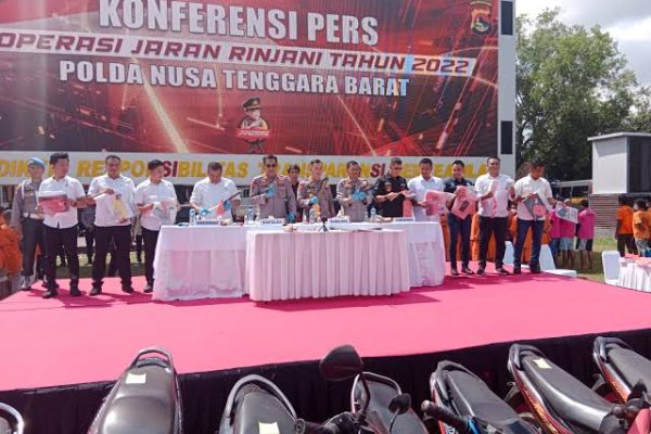 polda ntb berhasil amankan 363 tersangka dan 275 tersangka terkait kasus pencurian selama operasi jaran rinjani 2022 49751