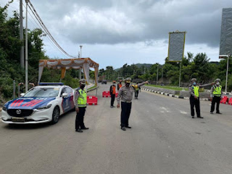 polda ntb siapkan 12 pos penyekatan urai kemacetan saat motogp di mandalika 37411