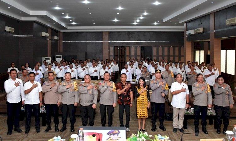 polda ntt gelar sosialisasi hukum ke personel polda ntt 70832