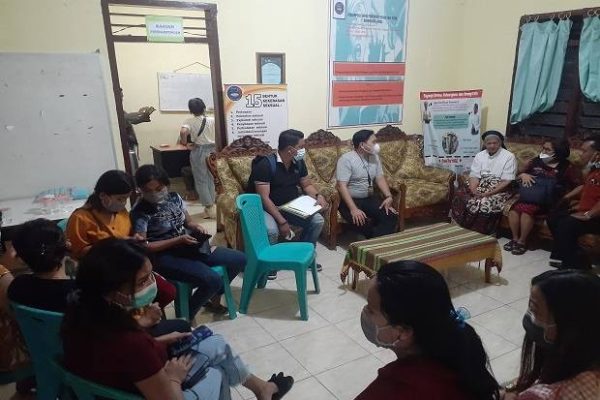 polda ntt grebek tempat hiburan malam yang mempekerjakan 17 gadis dibawah umur 28908