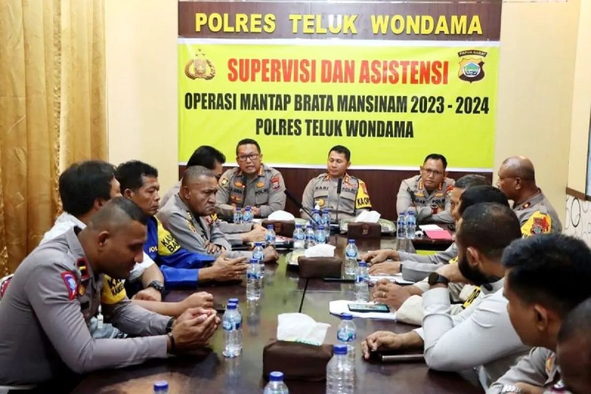 polda papua barat gelar supervisi operasi mantap brata di wondama 67402