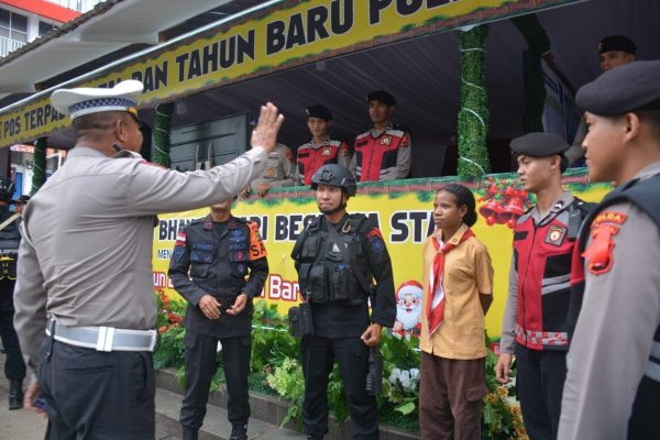 polda papua gelar patroli dialogis ops lilin cartenz 2024 82368