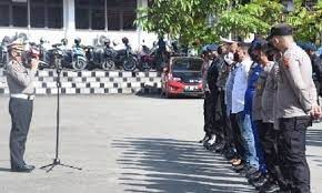 polda papua mempersiapkan personelnya dalam pelaksanaan operasi ketupat cartenz 46481