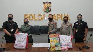 polda papua terima 3000 paket sembako dan 1500 buah masker bantuan presiden 26950