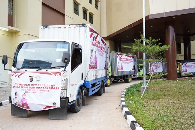polda riau kirim bantuan kemanusiaan bagi korban gempa cianjur 51996