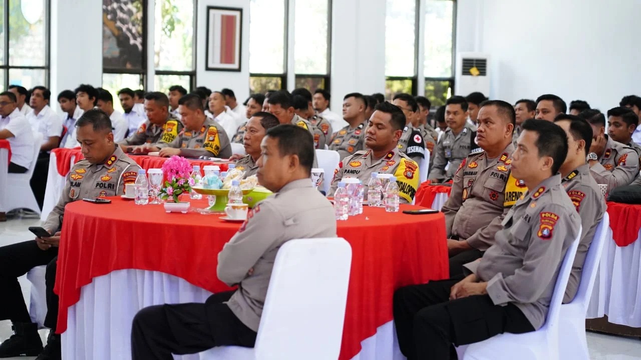 polda sulbar gelar latpra ops antik 70768