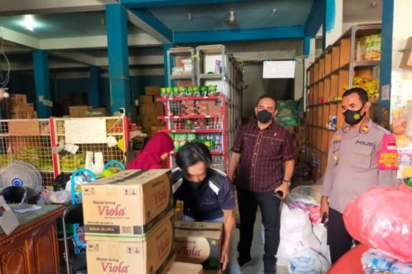 polda sulteng waspadai kasus dugaan penimbunan minyak goreng berskala rumah tangga 54