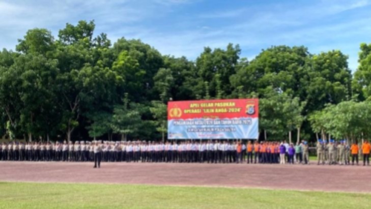 polda sultra kerahkan sebanyak 3 043 personel gabungan untuk amankan natal 2024 dan tahun baru 2025 82139