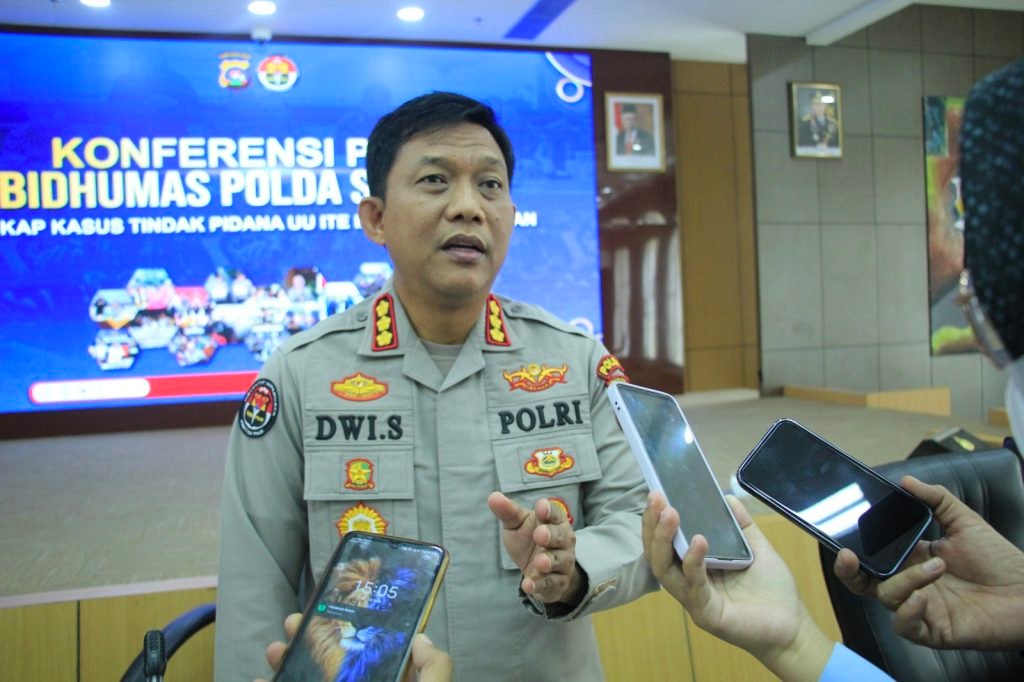 polda sumbar siagakan ribuan personelnya untuk mengamankan pemilu 2024 69103
