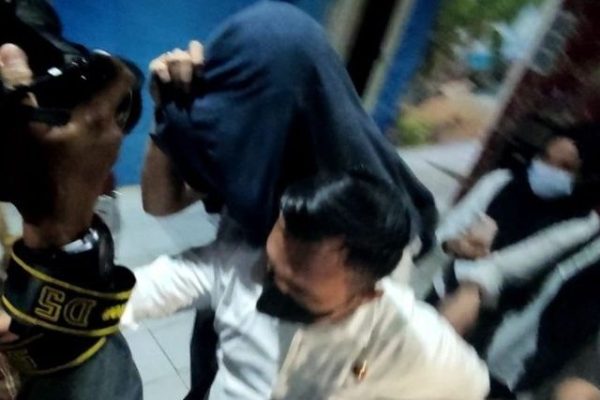 polda sumsel tahan dosen unsri tersangka pelecehan seksual dengan modus bimbingan skripsi 25303