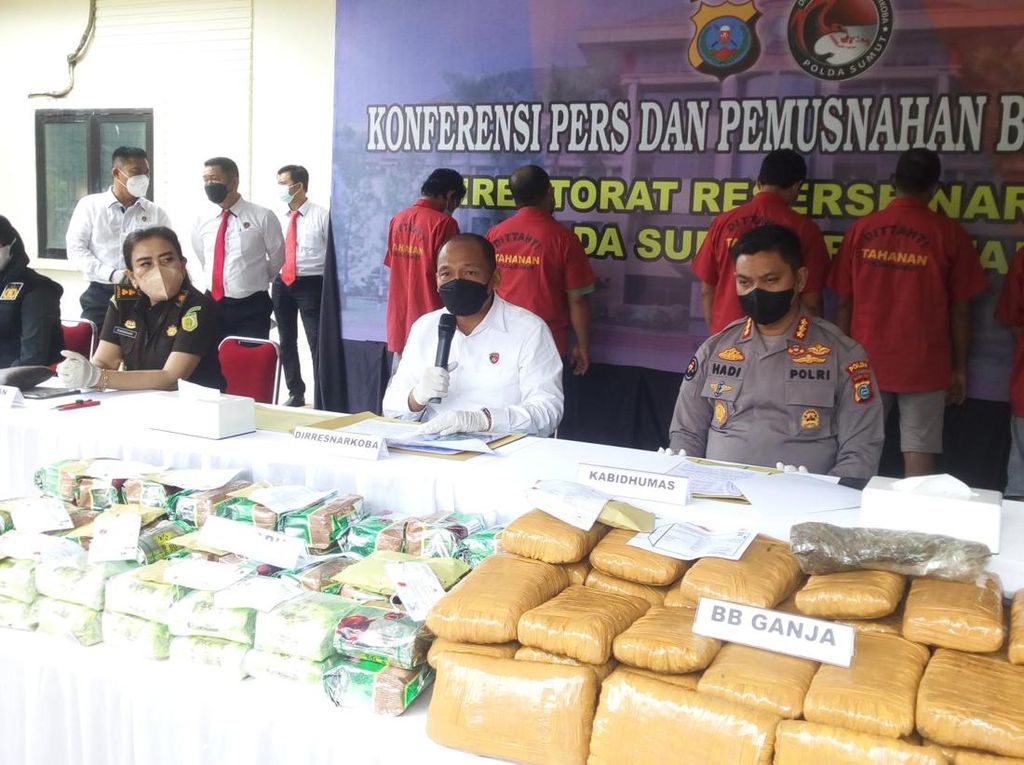 polda sumut berhasil gagalkan penyelundupan narkoba jaringan malaysia 17730