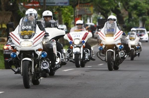 polda sumut kaji pelarangan anggotanya kawal moge hingga mobil pribadi 36853