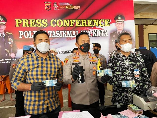police arrested counterfeit money maker and distributor in tasikmalaya 43114