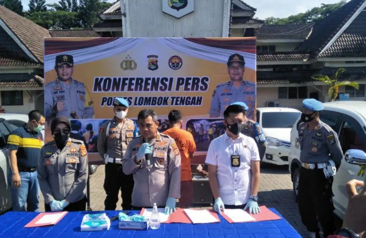 police arrested embezzlers of hundreds of cars in west nusa tenggara 43475