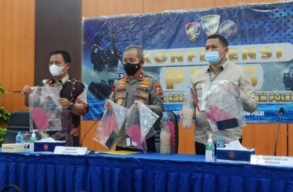 police failed smuggling of 122100 lobster seeds to singapore four people arrested 42966
