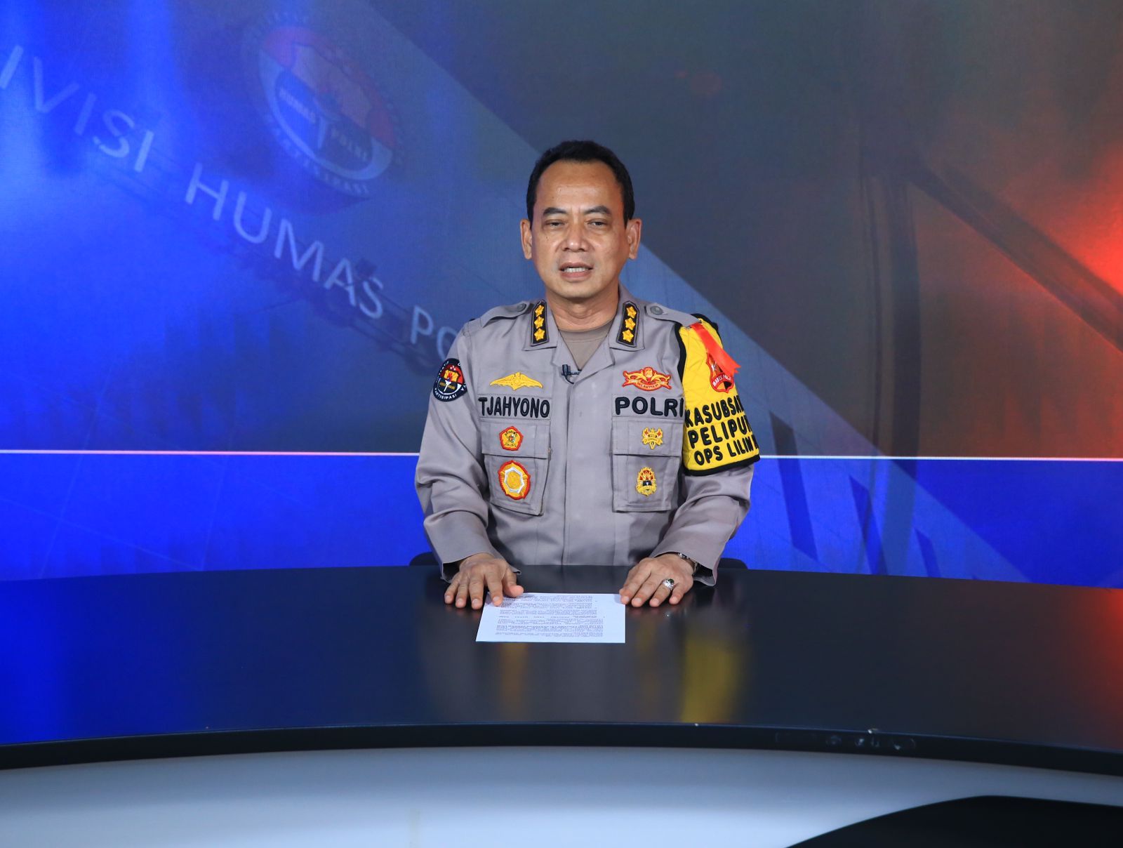 polisi 2 428 kapal angkut 329 036 penumpang kemarin 67989