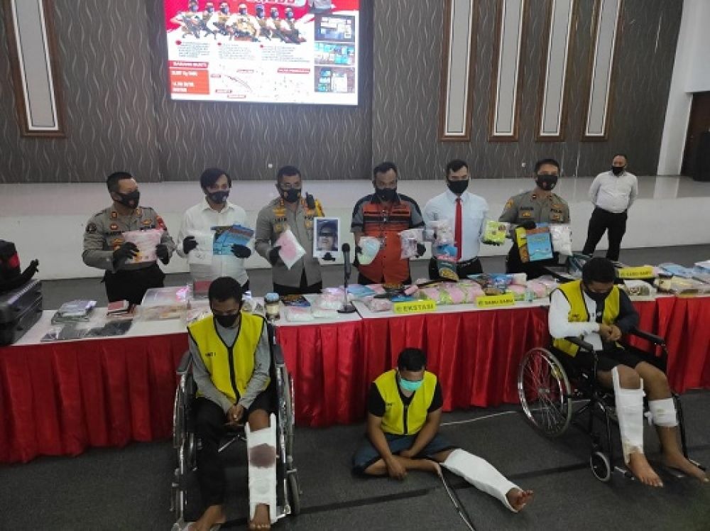 polisi berhasil amankan narkotika jenis sabu 288 kg di apartemen gunawangsa surabaya 15720
