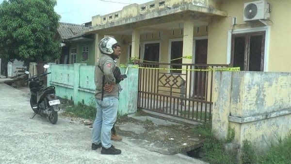 polisi berhasil bongkar rumah produksi ekstasi di tanjungbalai 64470