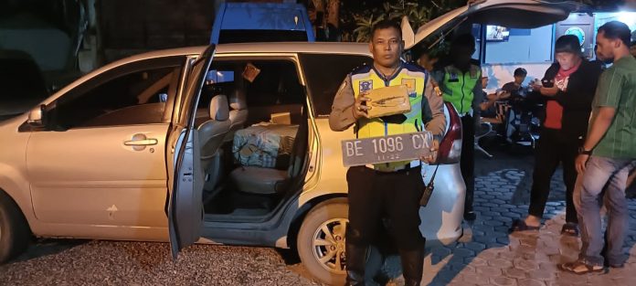 polisi berhasil gagalkan penyeludupan 200 kg ganja ke lampung 49676
