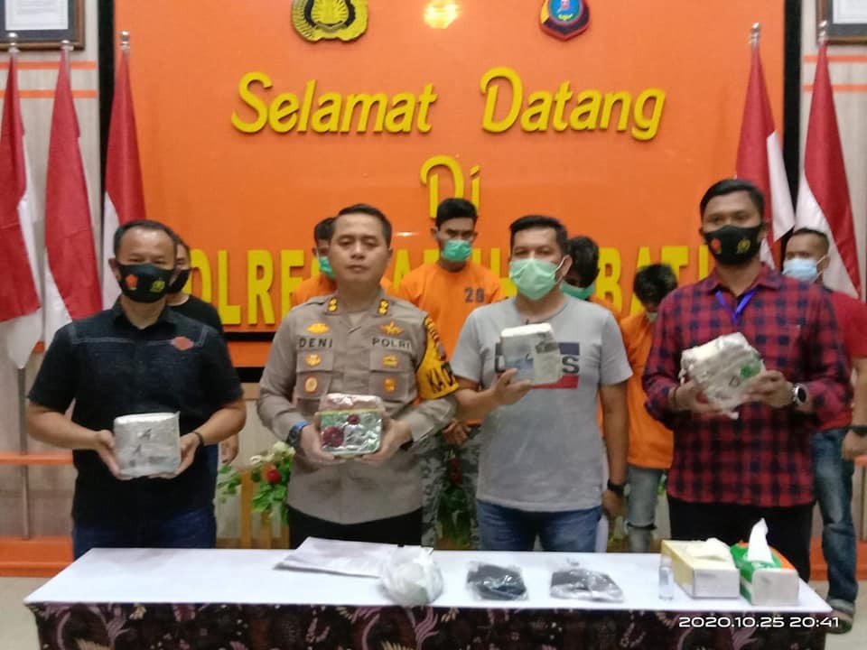 polisi berhasil gagalkan peredaran narkoba jenis sabu senilai rp 6 miliar 15766