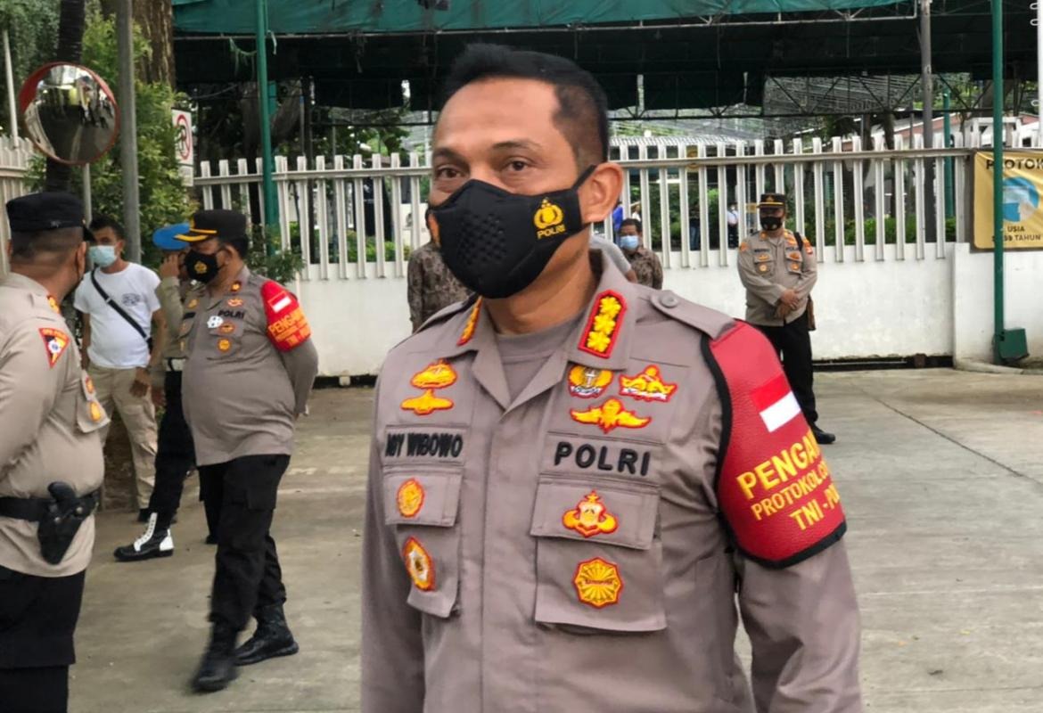 polisi berhasil tangkap seorang tersangka asal afrika selatan sindikat narkoba jaringan internasional 26471