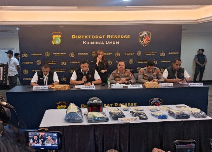 polisi berhasil ungkap dua kasus pidana penagih hutang di tangsel 56649