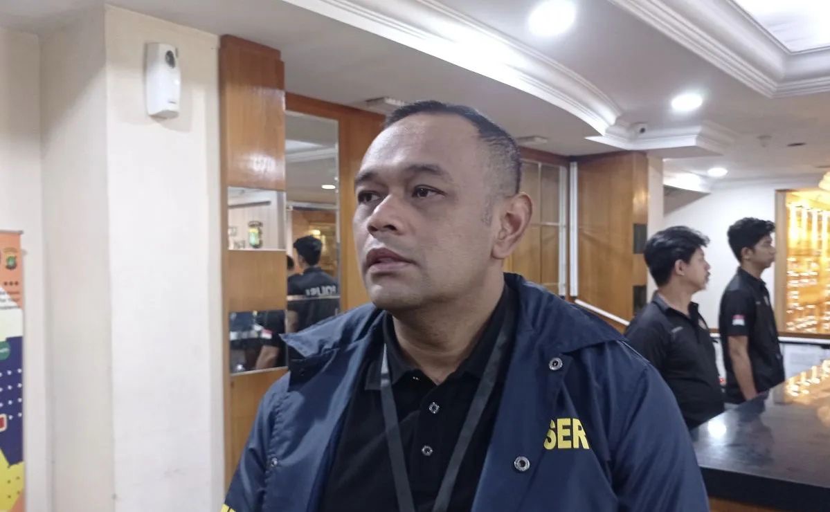 polisi dan basarnas cari mobil hendrawan di perairan marunda 83092