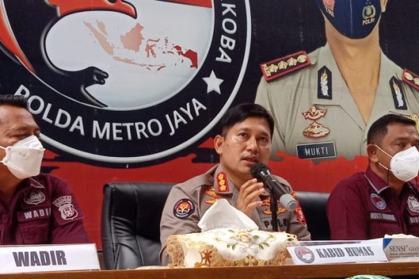 polisi dan bea cukai berhasil bongkar sindikat narkoba jaringan internasional 17533