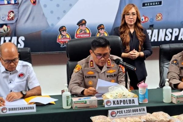 polisi imbau masyarakat konfirmasi ulang ke dkm usai beramal melalui qris di masjid 56629