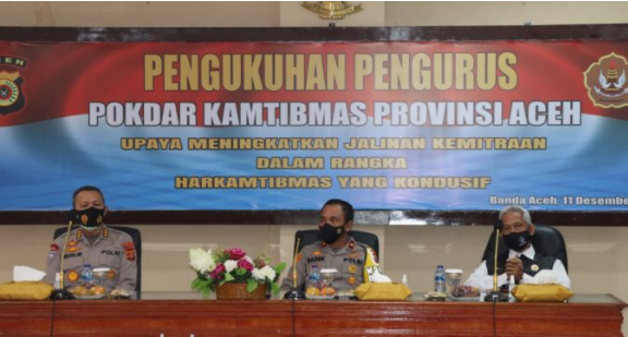 polisi kukuhkan pengurus kelompok sadar kamtibmas di provinsi aceh 12960