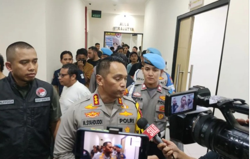 polisi sebut pelaku suami bakar rumah karena tidak mau diceraikan 67683
