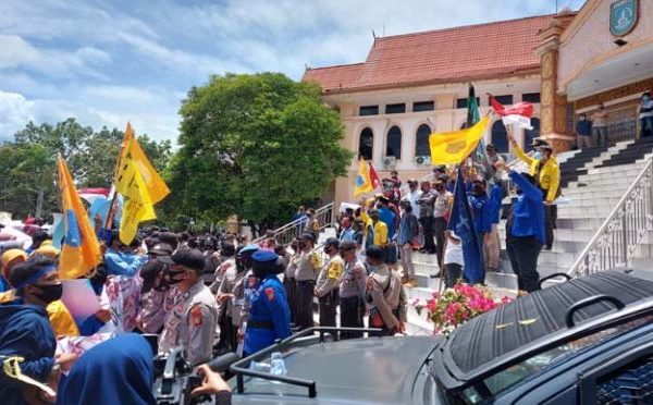 polisi tahan 67 orang terkait unjuk rasa omnibuslaw 15770