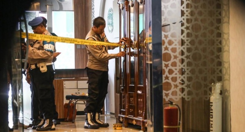 polisi ungkap peran dari penyuplai senjata pada kasus penembakan kantor mui 57987