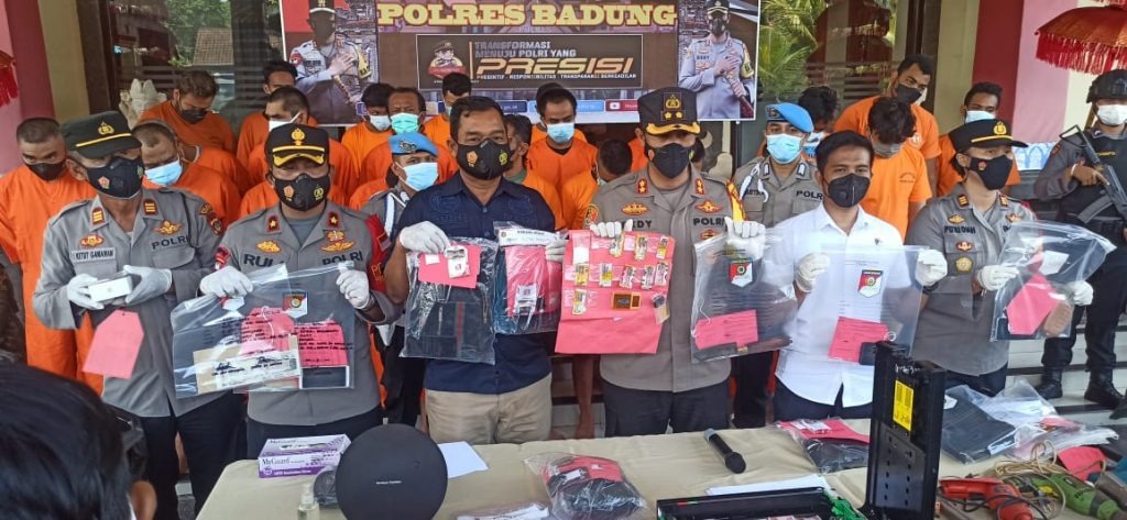 polres badung berhasil ungkap kasus narkoba seberat 1 01483 gram 17639